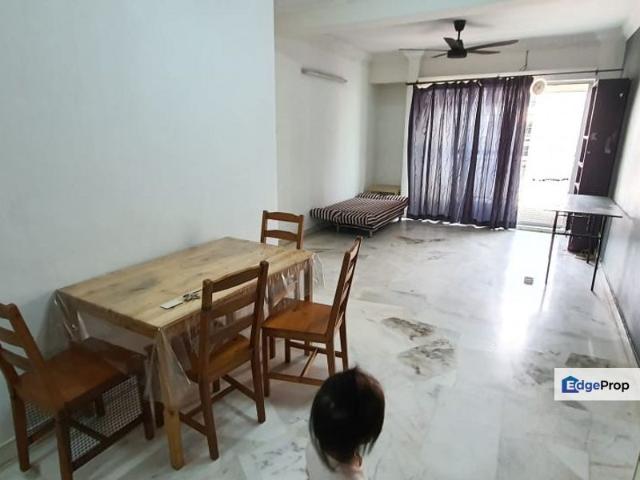 Flat for sale in Petaling, Subang Jaya