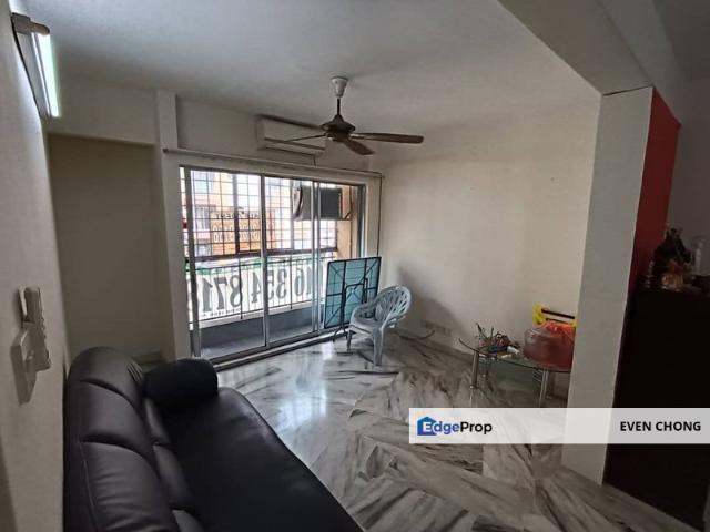 Flat for sale in Petaling, Subang Jaya