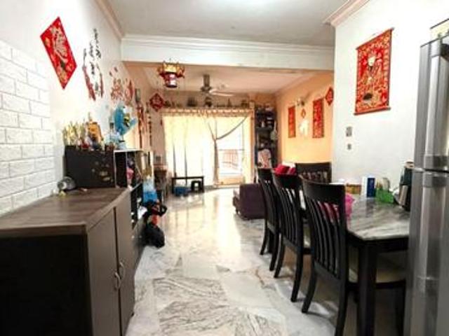 Apartment for sale in Bandar Kinrara, Majlis Bandaraya Subang Jaya