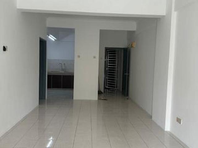 Apartment for sale in Kajang, Langat