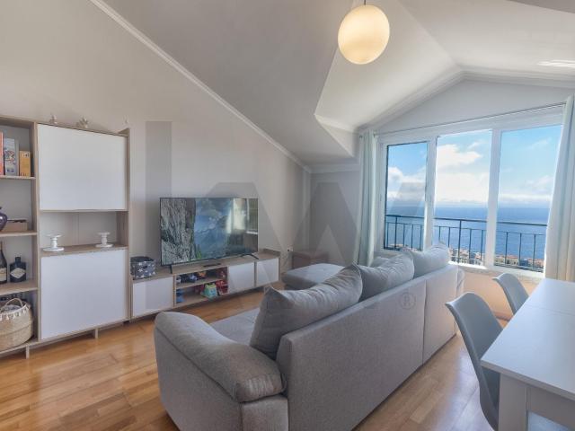 Apartamento venda em Azenha, Santa Cruz