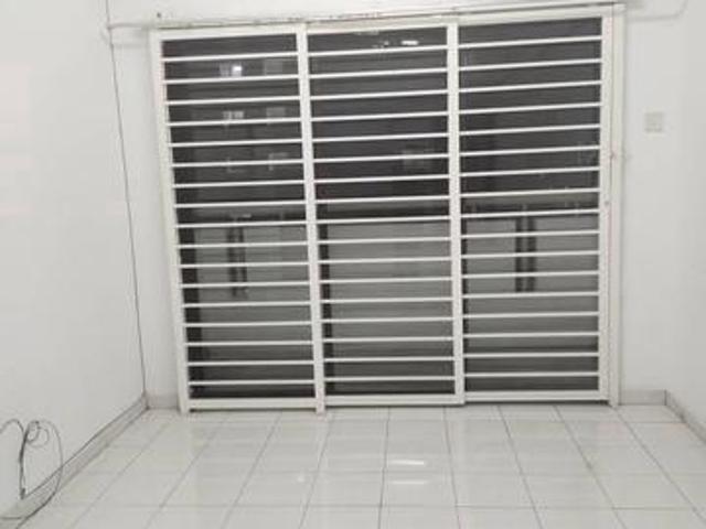 Condominium for sale in Petaling, Subang Jaya