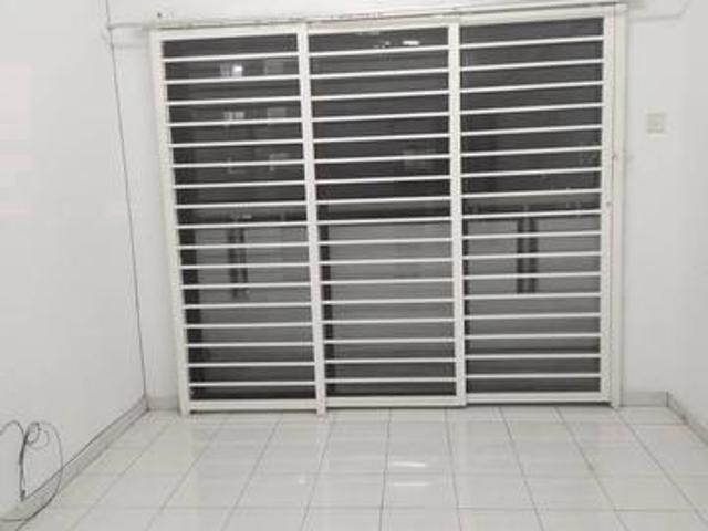 Condominium for sale in Petaling, Subang Jaya