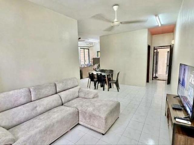 Apartment for sale in Seri Kembangan, Majlis Bandaraya Subang Jaya