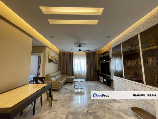 Condominium for sale in Petaling, Subang Jaya
