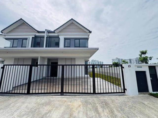 Terraced House for sale in Sendayan Village, Negeri Sembilan