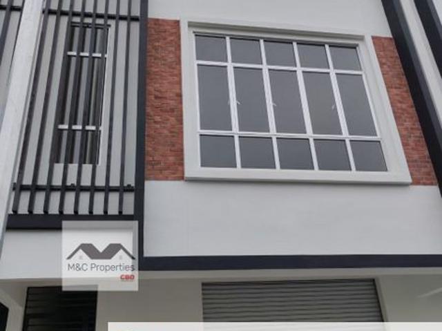 Shop for rent in Sendayan Village, Negeri Sembilan