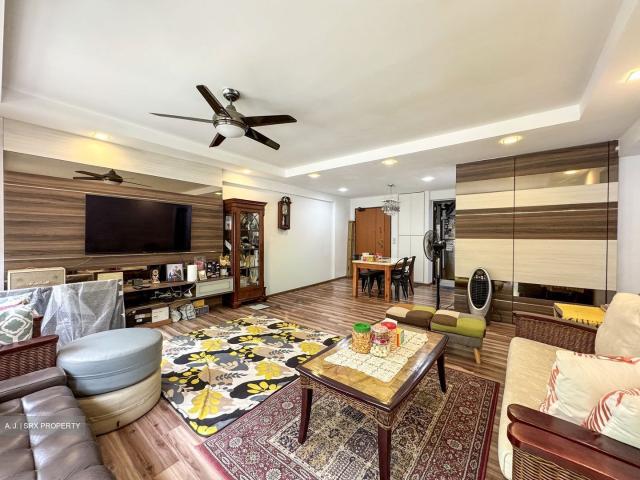 Detached House for sale in 23 North West