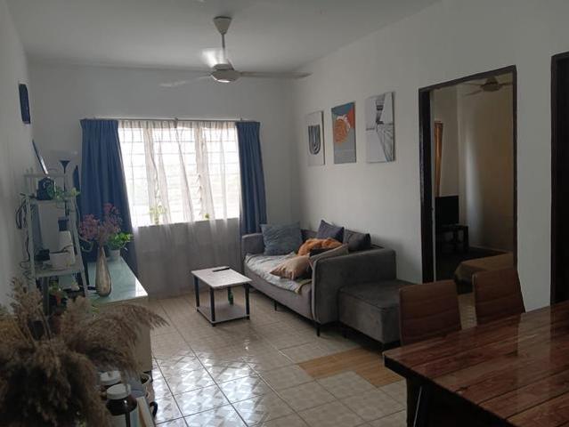 Apartment for sale in Petaling, Damansara Damai