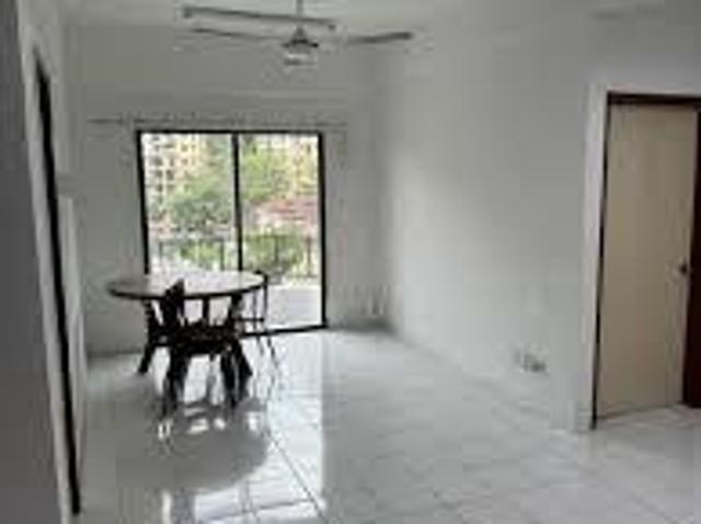 Apartment for sale in Petaling, Damansara Damai