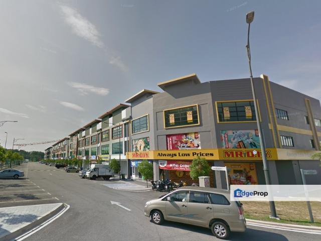 Shop for sale in Kajang, Langat