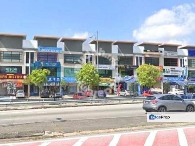 Shop for rent in Kajang, Langat