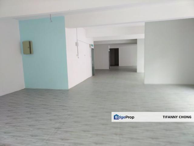 Shop for rent in Kajang, Langat