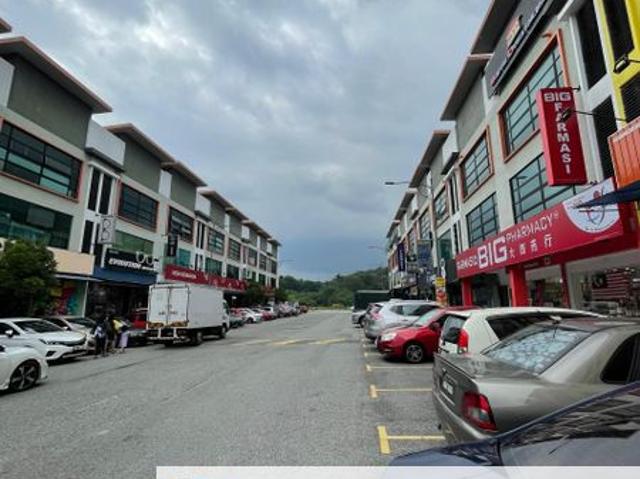 Shop for rent in Kajang, Langat