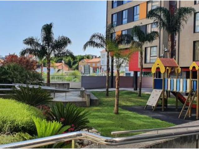 Local Comercial en venta en Ribeira, A Barbanza