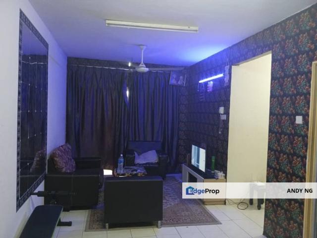 Flat for sale in Petaling, Subang Jaya