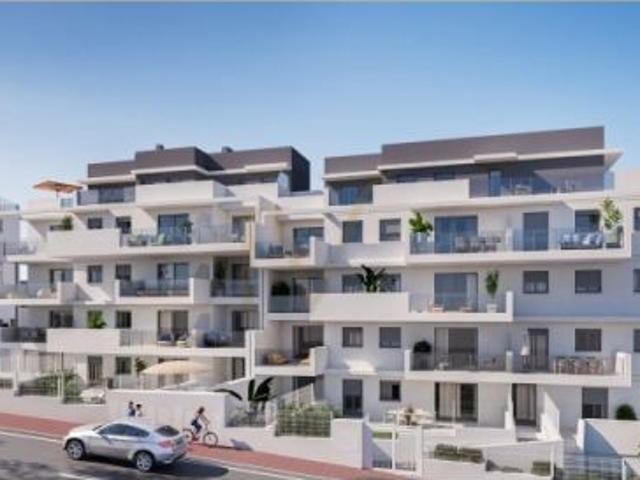 Piso en venta en Castillo de la Duquesa, Costa del Sol Occidental