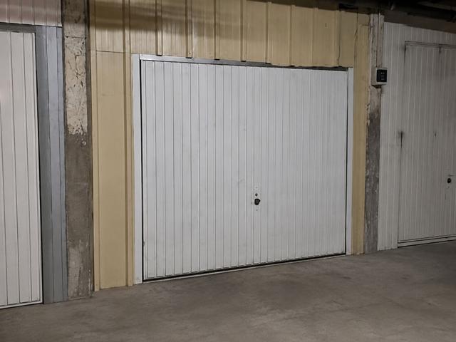 Garage vente à Istres, Vitrolles