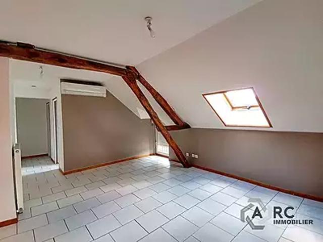 Appartement location à Vitry-aux-Loges, Loiret