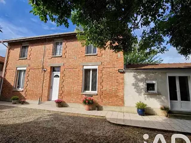 Maison vente à Vitry-le-François, Saint-amand-sur-fion