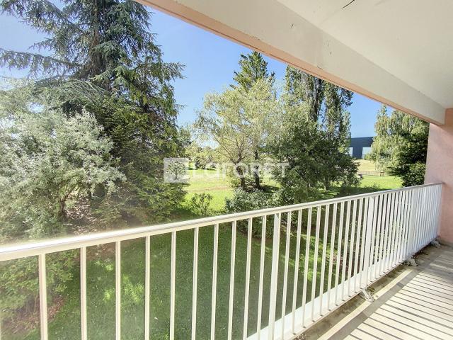 Appartement vente à Neufchâteau, Vittel