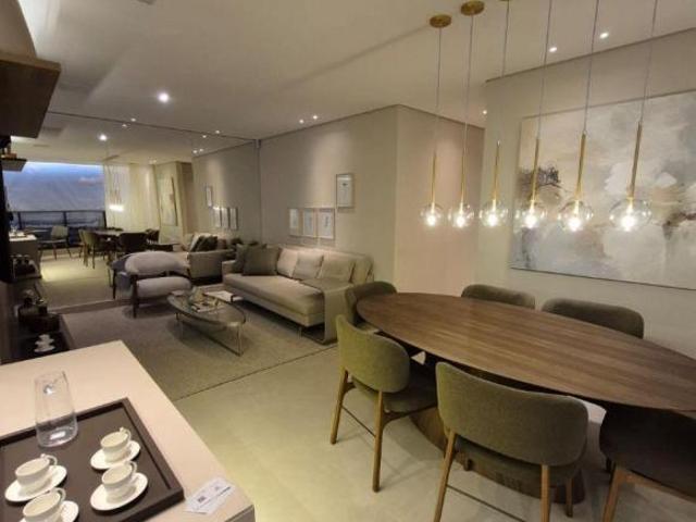 Apartamento venda em Setor de Áreas Complementares, Águas Claras