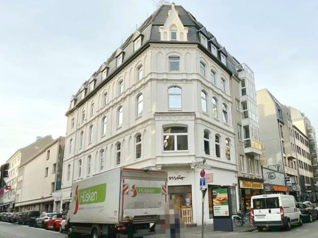 Dachgeschosswohnung kaufen in Köln, Nordrhein-Westfalen