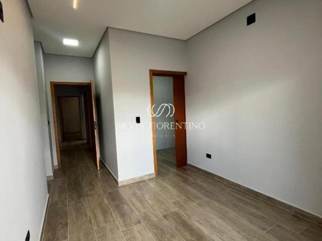 Casa venda em Região Imediata de Taubaté-Pindamonhangaba, Região Metropolitana do Vale do Paraíba e Litoral Norte