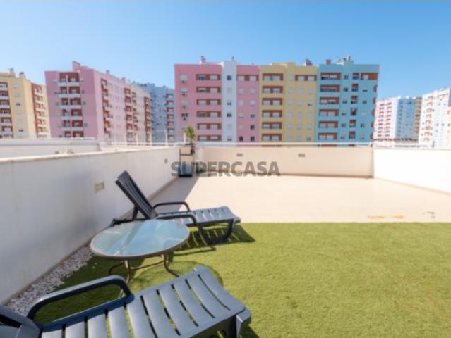 Casa venda em Zona Residencial de Santa Marta do Pinhal e de Corroios, e de Quinta da Marialva, Seixal