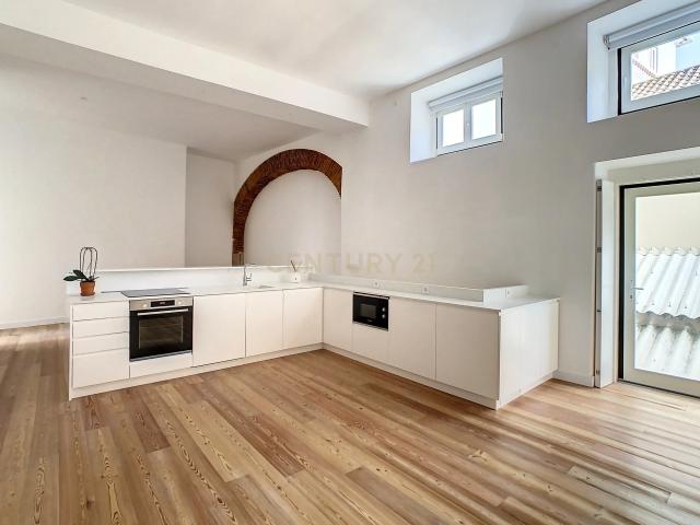 Apartamento venda em Santa Maria Maior, Lisboa