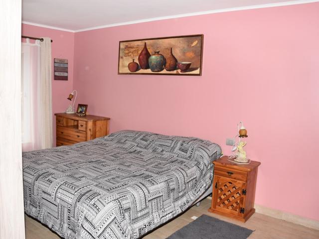 VIVABIEN PROPIEDADES VENDE ESPACIOSA CASA EN CONDOMINIO VALLE DEL ESTERO, CATAPILCO, ZAPALLAR