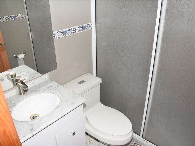 VIVABIEN PROPIEDADES VENDE ESPACIOSA CASA EN CONDOMINIO VALLE DEL ESTERO, CATAPILCO, ZAPALLAR