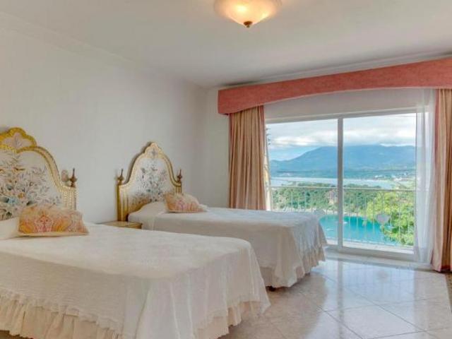 vive la vida en el paraiso casa espectacular en manzanillo con vistas impresionantes al mar