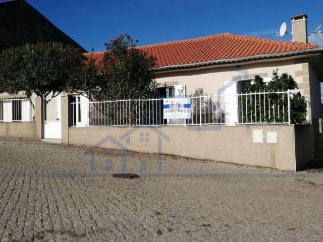 Casa venda em Torre De Moncorvo, Bragança