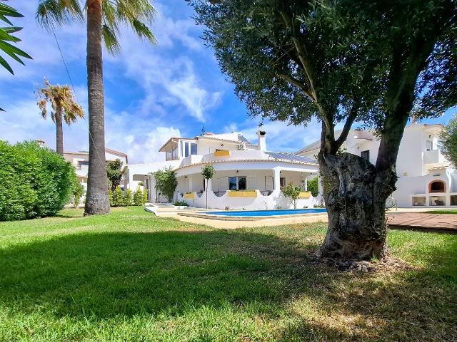 Vivenda venda em Albufeira e Olhos de Água, Albufeira