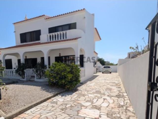 Casa venda em Quelfes, Olhão