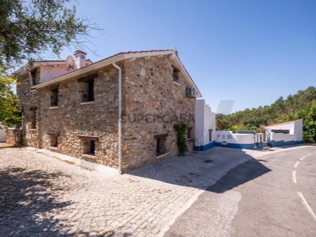 Casa venda em Figueiró Dos Vinhos, Leiria