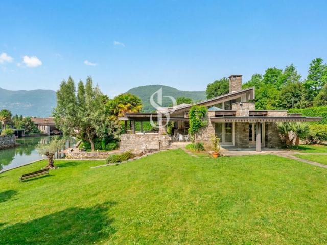 Haus kaufen in Caslano, Tessin
