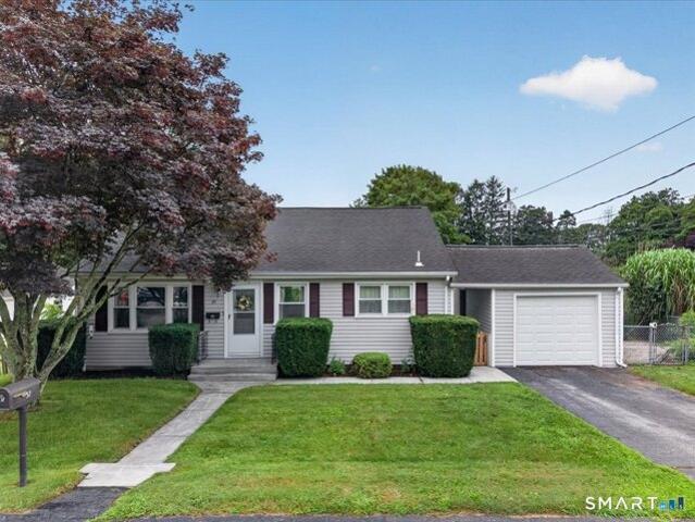 House for sale in Waterford, Connecticut