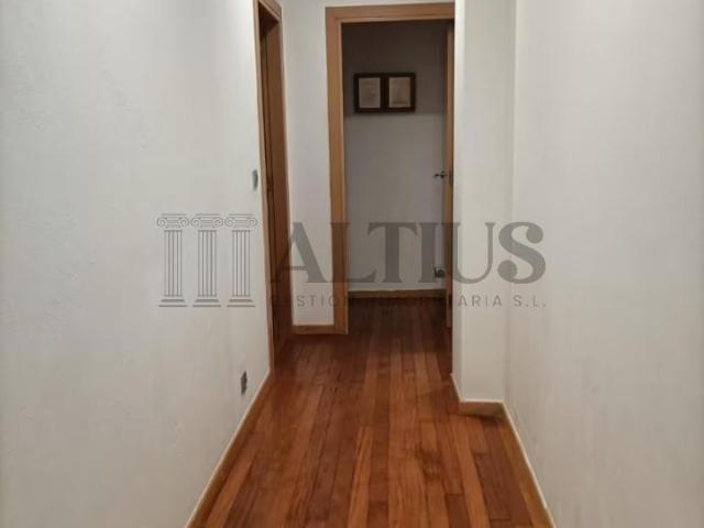 Piso en venta en Ames, Santiago