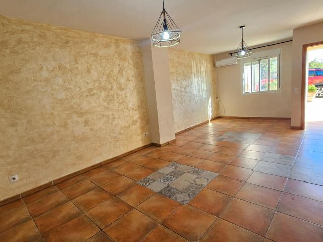 Casa en venta en La Victoria, Andalucía