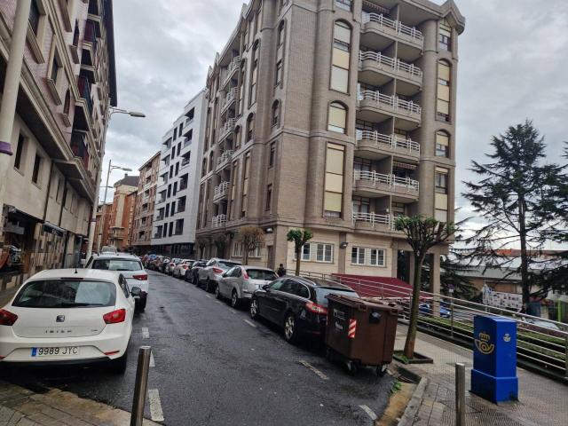 Piso en venta en Kabiezes, Santurtzi