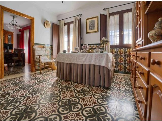 Casa en venta en Olivares, Andalucía