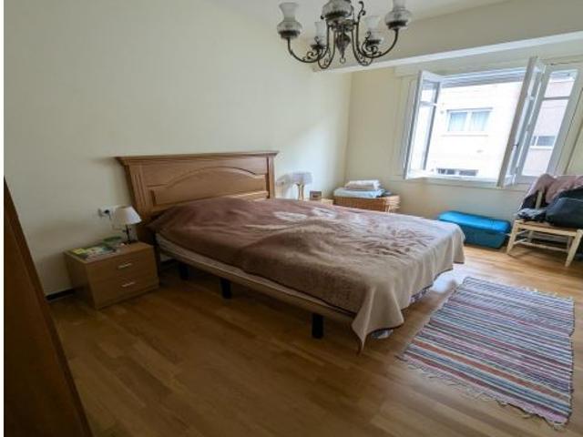 Piso en venta en Ribeira, A Barbanza
