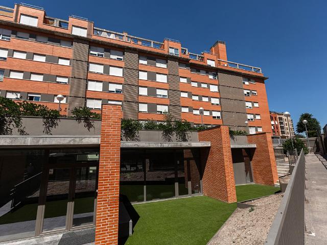 Casa en alquiler en Madrid, Valdefuentes