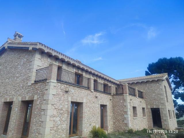 Chalet en venta en Pinares de Meclí, l'Alcoià
