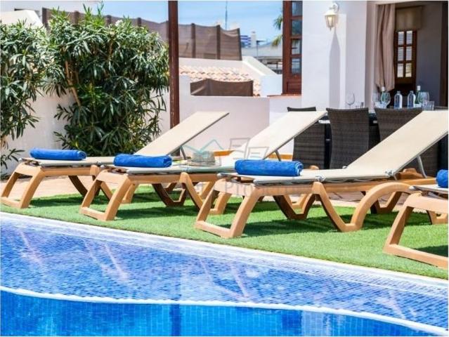 Chalet en alquiler en La Caleta, Adeje