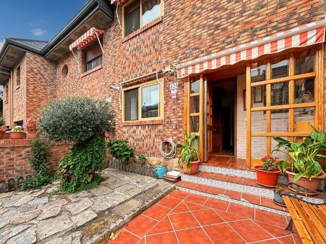 Chalet en venta en Navalquejigo, El Escorial