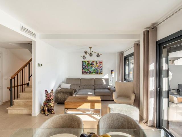 Chalet en venta en Rincon de Pilar, Costa del Sol Occidental