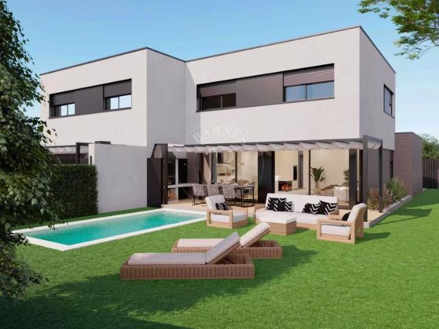 Villa en venta en Sant Pere Pescador